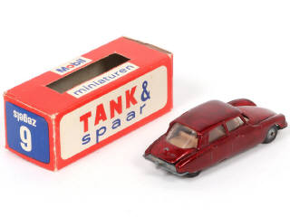 Lot 232 - MAJORETTE (FRANCE) (1)