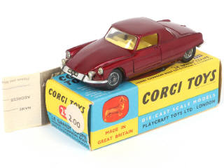 Lot 162 - CORGI TOYS (GB) (1)