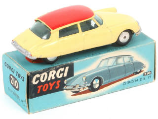 Lot 152 - CORGI TOYS (GB) (1)