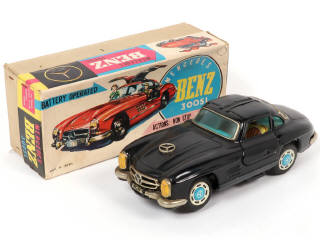 Lot 29 - SINSEI TOYS (JAPON) (1)
