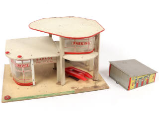 Lot 130 - DIVERS (2)