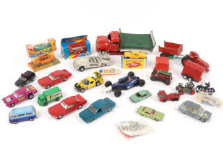 Lot 147 - DIVERS (20)