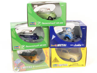 Lot 89 - REVELL (USA) (5)