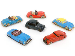 Lot 47 - DIVERS (6)