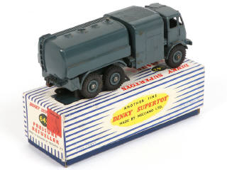 Lot 244 - DINKY TOYS (GB) (1)