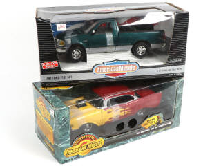 Lot 92 - ERTL (USA) (2)