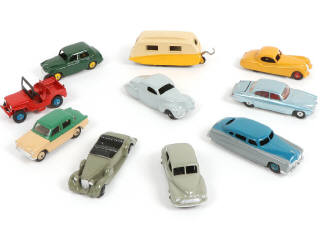 Lot 256 - DINKY TOYS (GB) (10)