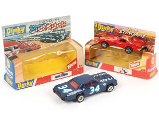 Lot 299 - DINKY TOYS (GB) (2)