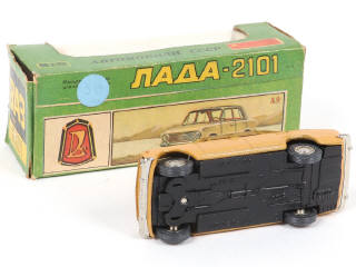 Lot 103 - NOVOEXPORT (URSS) (1)