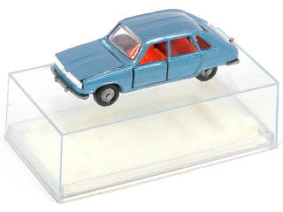 Lot 228 - MAJORETTE (FRANCE) (1)