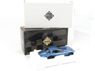 Lot 39 - EXOTO (USA) (1)