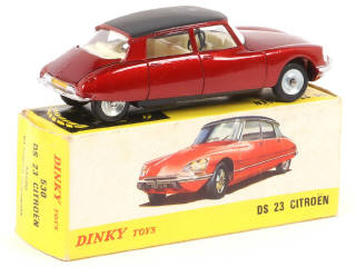 Lot 328 - DINKY TOYS (FRANCE) (1)