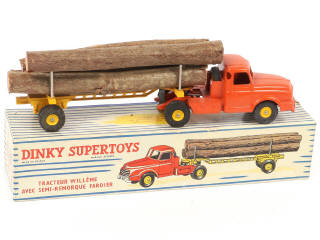 Lot 331 - DINKY TOYS (FRANCE) (1)