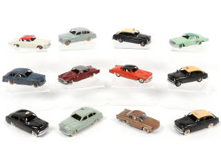 Lot 343 - DINKY TOYS (FRANCE) (12)