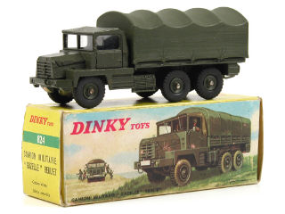Lot 839 - DINKY TOYS FRANCE (1)