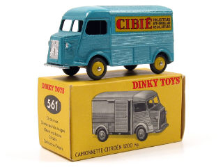 Lot 814 - DINKY TOYS (FRANCE) (1)