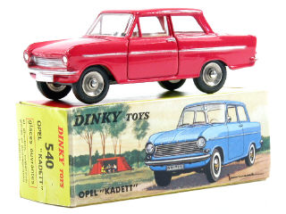Lot 721 - DINKY TOYS FRANCE (1)