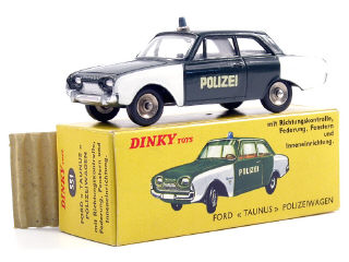 Lot 663 - DINKY TOYS FRANCE (1)