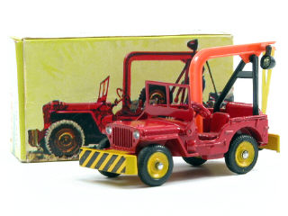 Lot 772 - DINKY TOYS FRANCE (1)