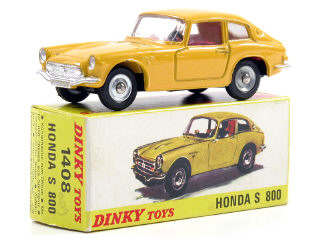 Lot 740 - DINKY TOYS FRANCE (1)