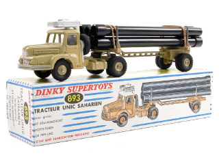 Lot 813 - DINKY TOYS FRANCE (1)