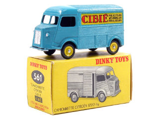 Lot 815 - DINKY TOYS (FRANCE) (1)