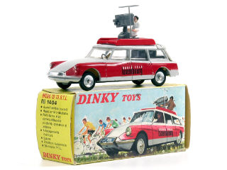 Lot 728 - DINKY TOYS (FRANCE) (1)