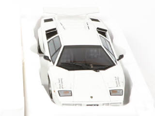 Lot 46 - AUTOART (ALLEMAGNE) (1)