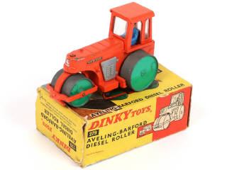 Lot 350 - DINKY TOYS (GB) (5)