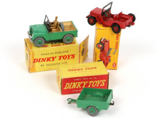 Lot 340 - DINKY TOYS (GB) (3)