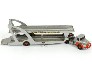 Lot 359 - DINKY TOYS (FRANCE) (1)