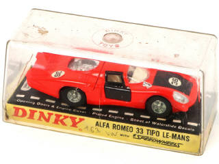 Lot 330 - DINKY TOYS (2)