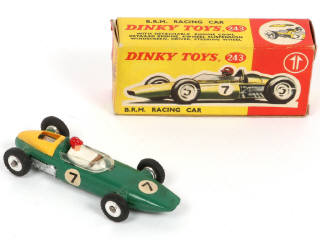 Lot 344 - DINKY TOYS (GB) (3)