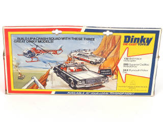 Lot 332 - DINKY TOYS (GB) (2)