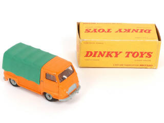 Lot 351 - DINKY TOYS (3)