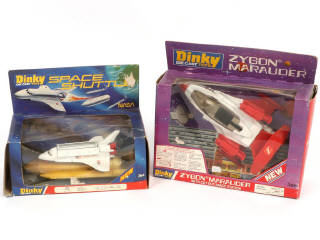 Lot 334 - DINKY TOYS (GB) (2)