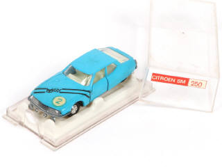 Lot 253 - MAJORETTE (FRANCE) (1)