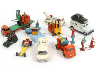 Lot 201 - DINKY TOYS (GB) (18)
