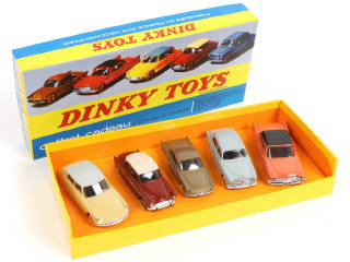 Lot 207 - DINKY TOYS (FRANCE) (1)