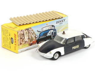 Lot 387 - DINKY TOYS (FRANCE) (1)