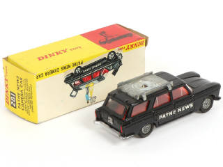 Lot 287 - DINKY TOYS (GB) (1)
