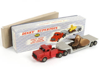 Lot 339 - DINKY TOYS (GB) (1)