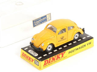 Lot 291 - DINKY TOYS (GB) (1)