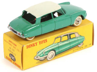 Lot 382 - DINKY TOYS (FRANCE) (1)