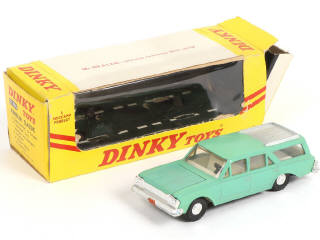 Lot 294 - DINKY TOYS (GB) (1)