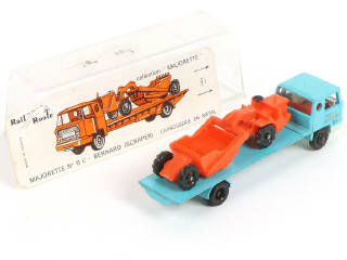 Lot 215 - MAJORETTE (FRANCE) (1)