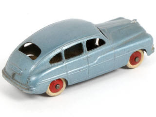 Lot 375 - DINKY TOYS (FRANCE) (1)