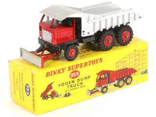 Lot 345 - DINKY TOYS (GB) (1)