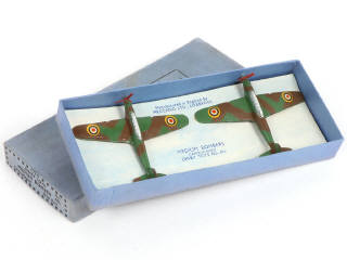 Lot 244 - DINKY TOYS (GB) (1)