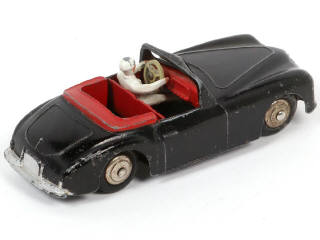 Lot 377 - DINKY TOYS (FRANCE) (1)